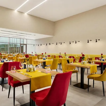 Ramada By Wyndham Hotel 4*