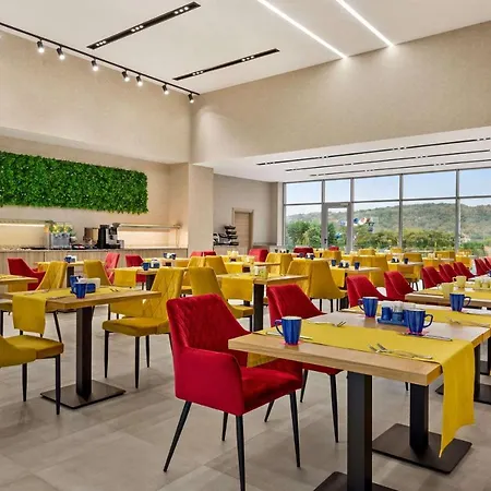 Hotel Ramada By Wyndham 4*